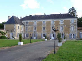 Chateau de la Touche proche Poitiers
